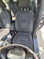 2021 Toyota Corolla LE - Interior Front Seat Image